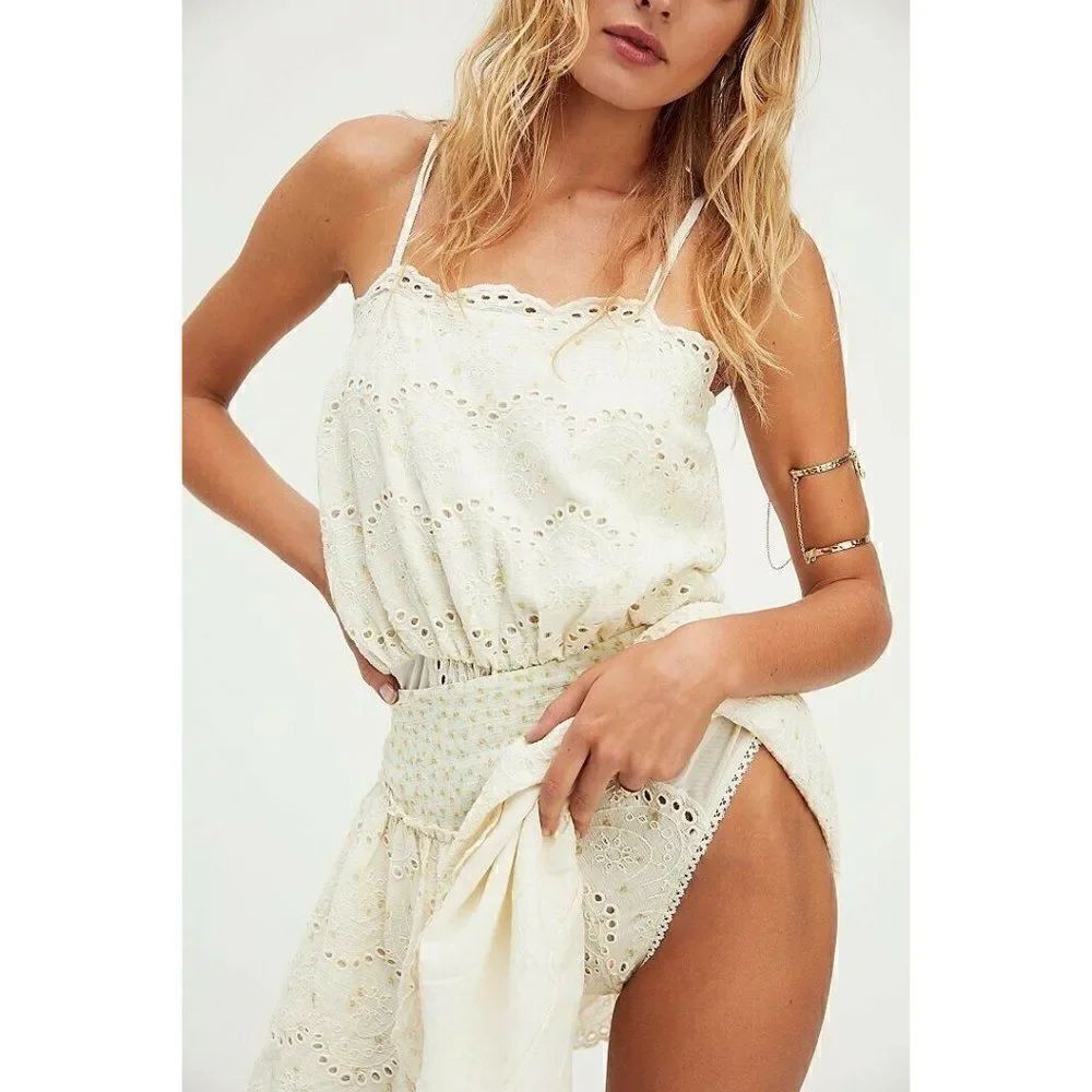 NWT FREE PEOPLE Sz S JILLIAN EYELET LACE BODYSUIT